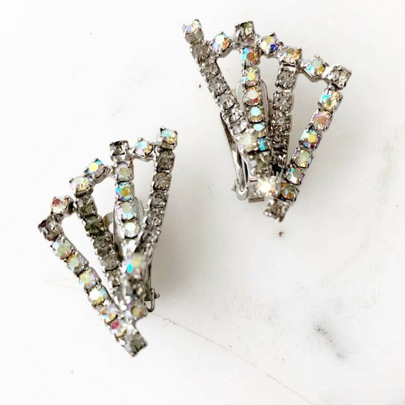 HOBE Vintage Clip On Aurora Borealis Fan Earrings - Picture 9 of 9